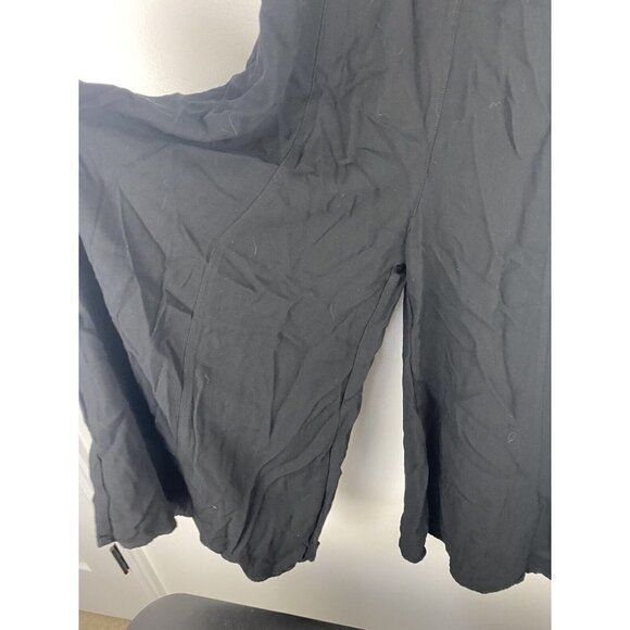 Aritzia Talula Womens Jumpsuit Size 2 Black Tank Top Rayon Button Front Summer - Picture 3 of 8